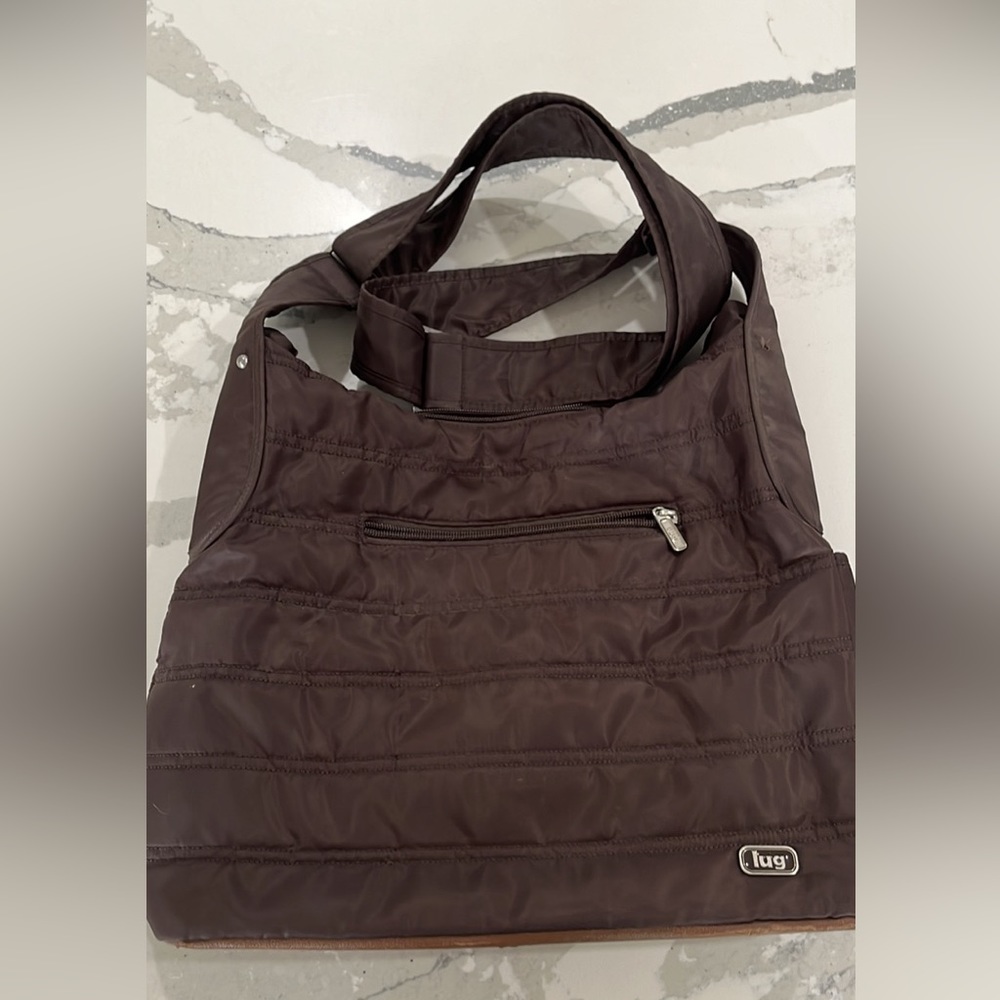 Lug crossbody bag